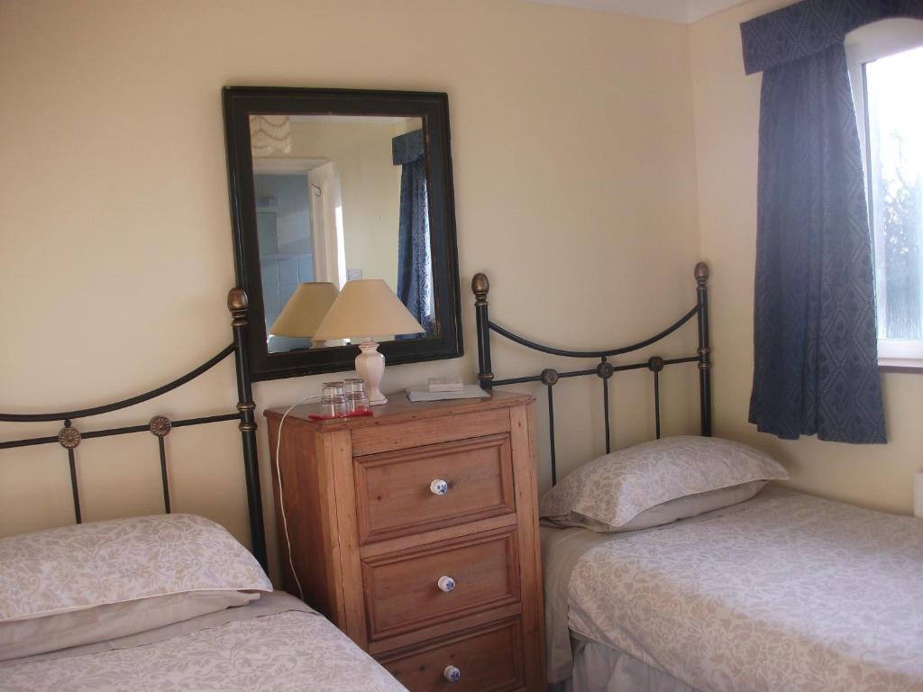 Fuchsia House Bed And Breakfast Connemara Renvyle Habitación foto